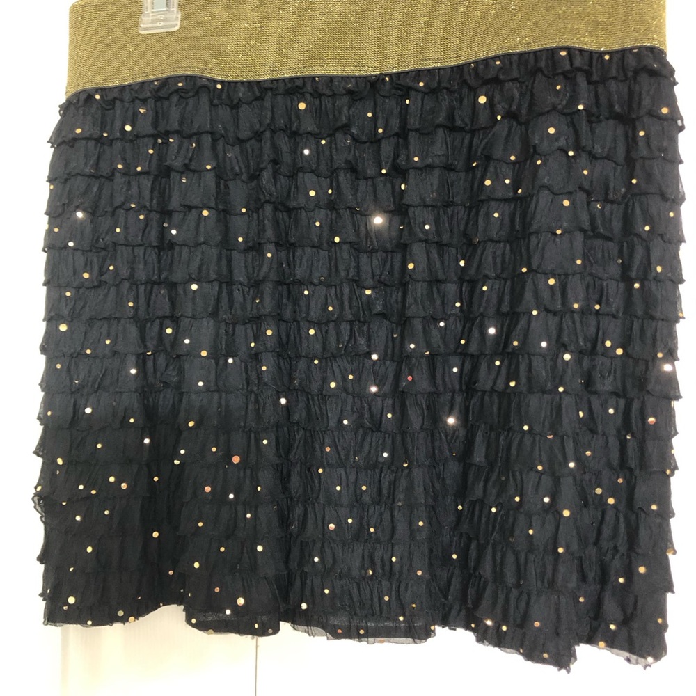 Holiday black & gold dots skirt size large (new).